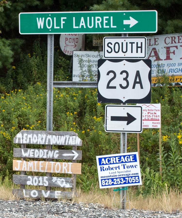 Tori and Jamie Wedding at Memory Mountain in Wolf Laurel-4597